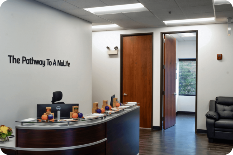 NuLife-Baffalo-Grove-Il-Front-Desk